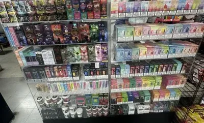 Red Seven Convenience Store, business photo 1